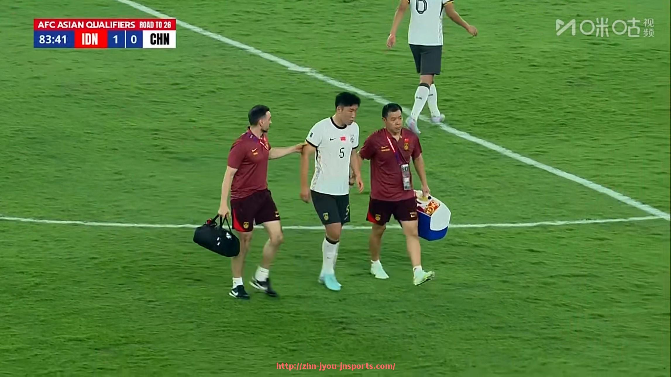 jiuyou九游娱乐-世俱杯比赛现场实况报道：赛场氛围与实时动态同步